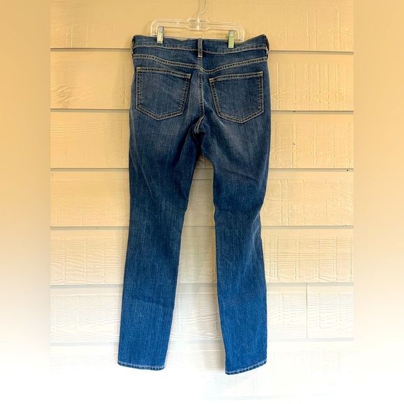 Old Navy “The Flirt” 6 Short - Picture 7 of 9